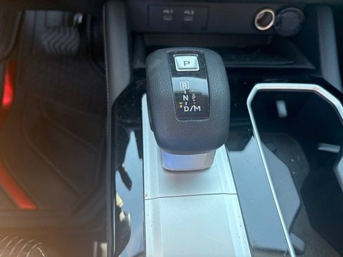 Used 2025 Mitsubishi Outlander ES AWD/4WD image 21