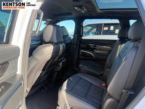 Used 2025 Kia Telluride SX Prestige X-Pro AWD/4WD image 4