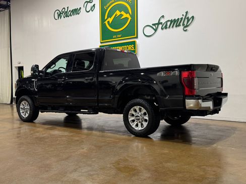 Used 2020 Ford F250 XLT image 6
