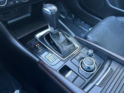 Used 2017 MAZDA MAZDA3 Grand Touring FWD image 21