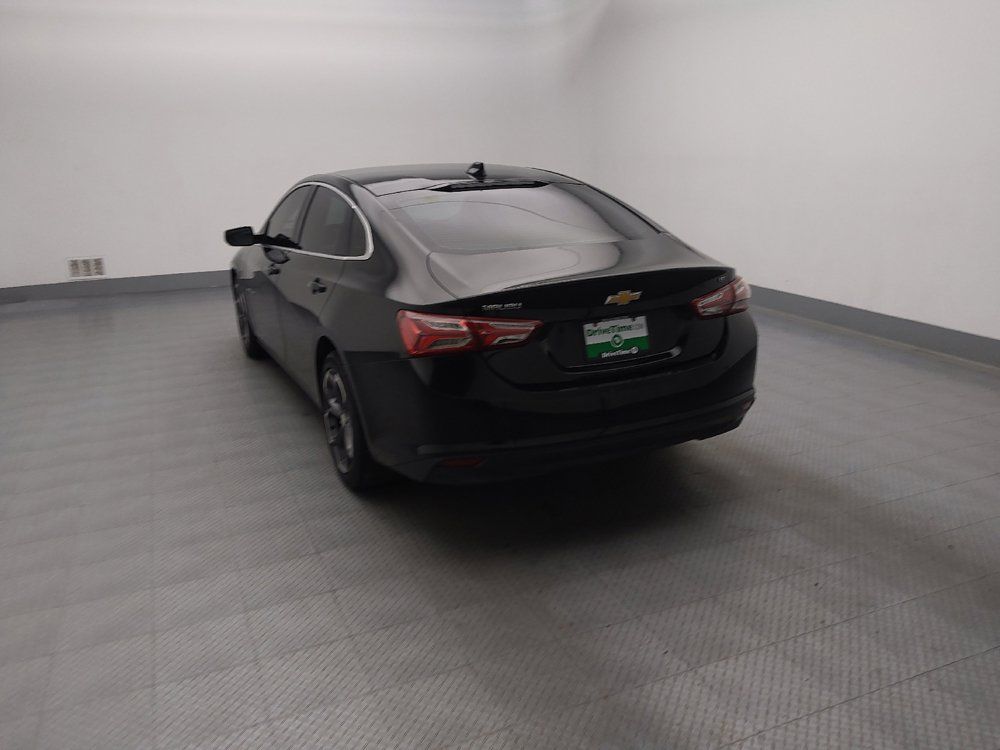 Used 2022 Chevrolet Malibu LT FWD image 5