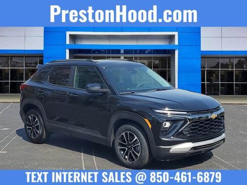 Certified 2025 Chevrolet TrailBlazer LT image 1