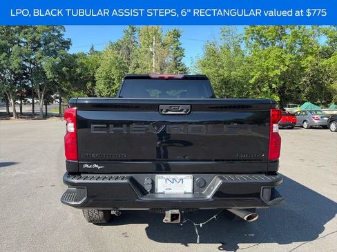 Used 2022 Chevrolet Silverado 2500 Custom w/ Custom Value Package AWD/4WD image 6
