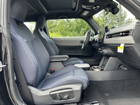 Used 2025 MINI Cooper S image 36