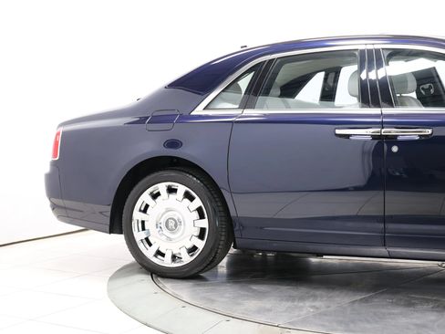 Used 2015 Rolls-Royce Ghost RWD image 75