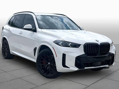 Used 2026 BMW X5 sDrive40i w/ M Sport Package RWD image 2