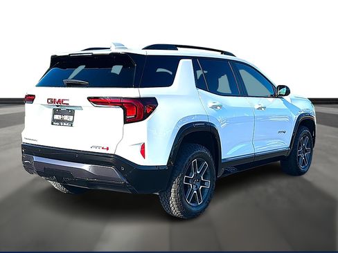 Used 2026 GMC Terrain AT4 w/ LPO, Black Badging Package AWD/4WD image 8