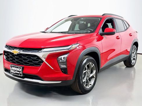 New 2026 Chevrolet Trax LT w/ Driver Confidence Package image 1