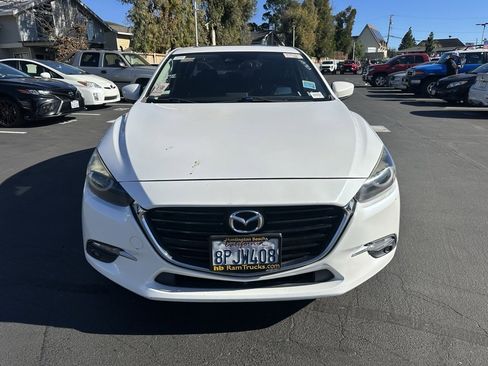 Used 2018 MAZDA MAZDA3 Grand Touring image 4