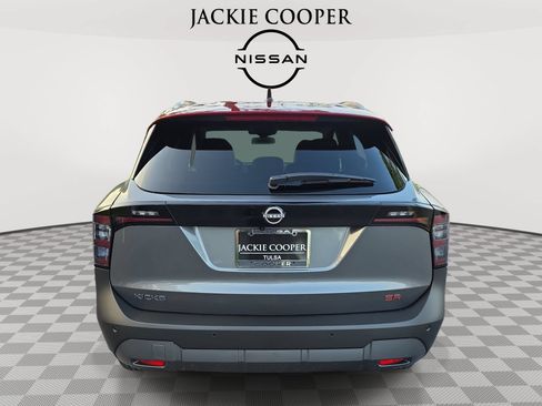 New 2026 Nissan Kicks SR FWD image 6
