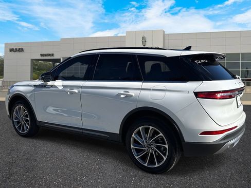 New 2026 Lincoln Corsair Premiere image 5