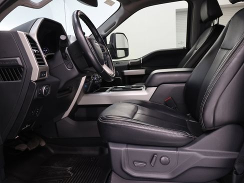 Used 2021 Ford F250 Lariat AWD/4WD image 8