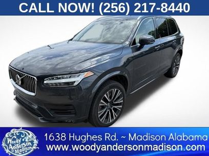 Used 2022 Volvo XC90 T5 Momentum w/ Advanced Package