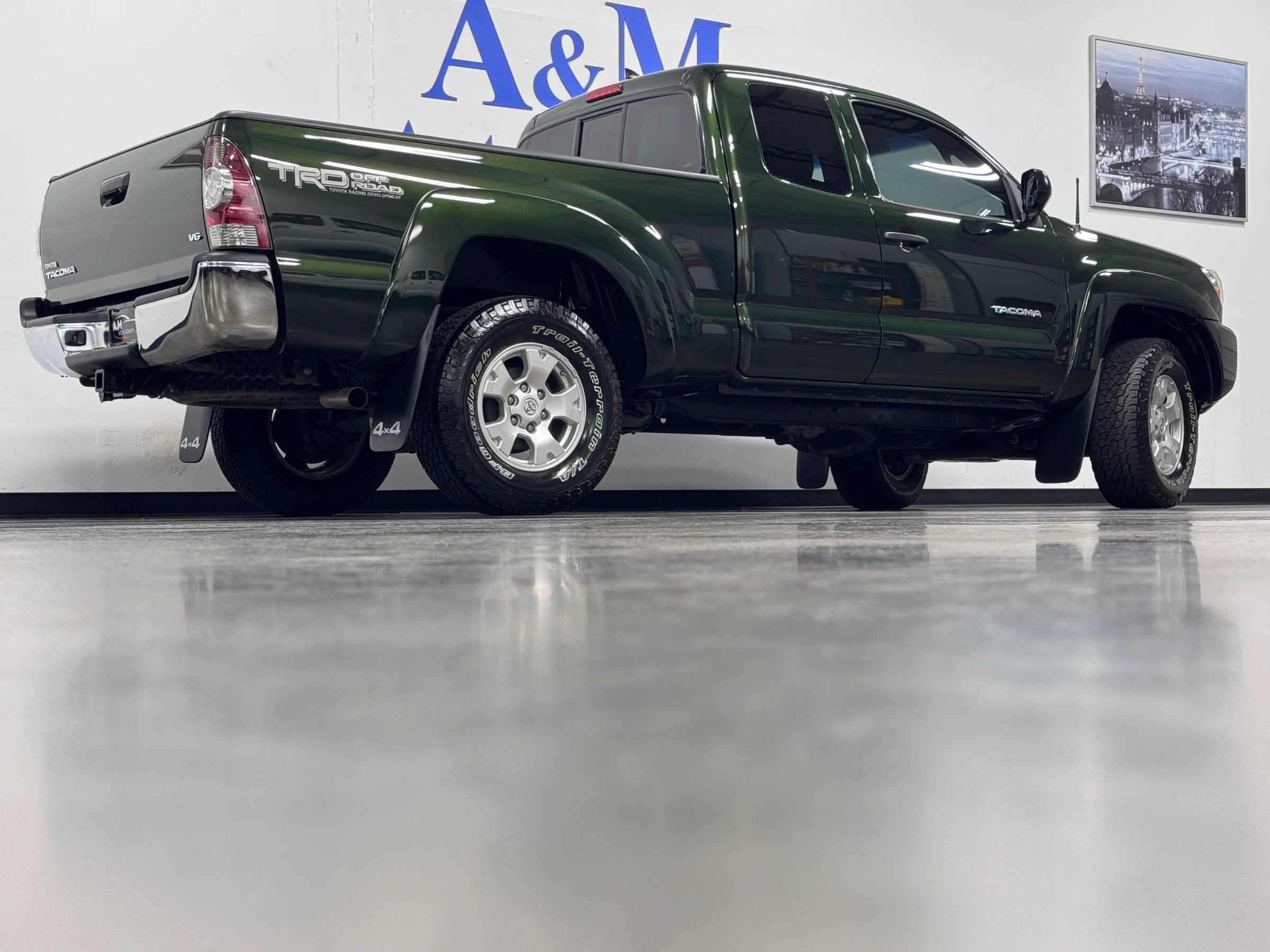 Used 2012 Toyota Tacoma 4x4 Access Cab V6 w/ TRD Off-Road Pkg image 4