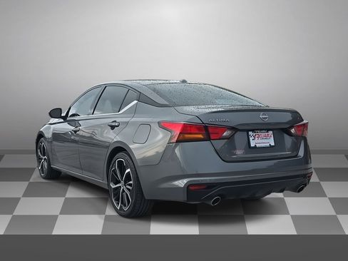 Used 2025 Nissan Altima 2.5 SR FWD image 4