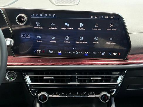 New 2026 Chevrolet Traverse Z71 w/ Enhanced Driving Package AWD/4WD image 25