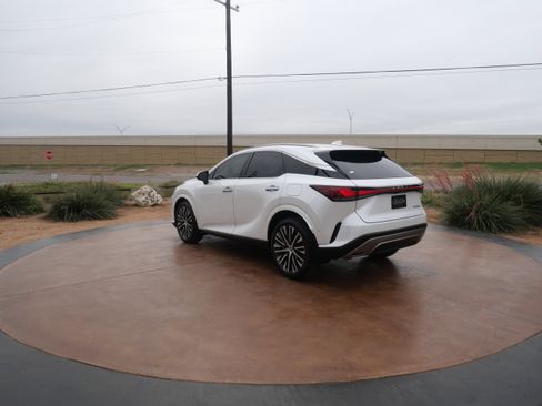 Certified 2024 Lexus RX 350 Premium Plus image 5