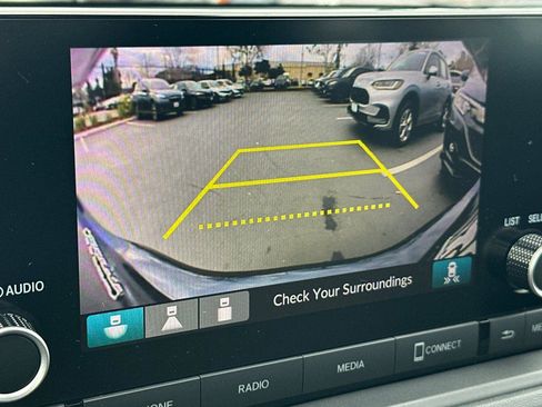 Certified 2025 Honda Accord SE image 17