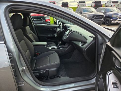 Used 2023 Chevrolet Malibu LT FWD image 12