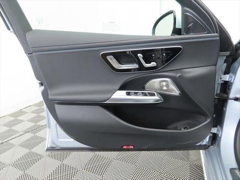 New 2026 Mercedes-Benz E 350 4MATIC Sedan image 26