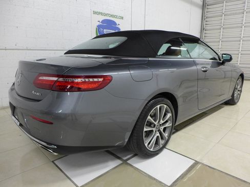 Used 2018 Mercedes-Benz E 400 4MATIC Cabriolet image 4