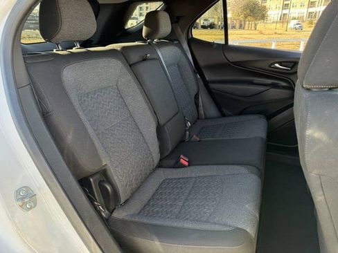 Used 2024 Chevrolet Equinox LT image 31