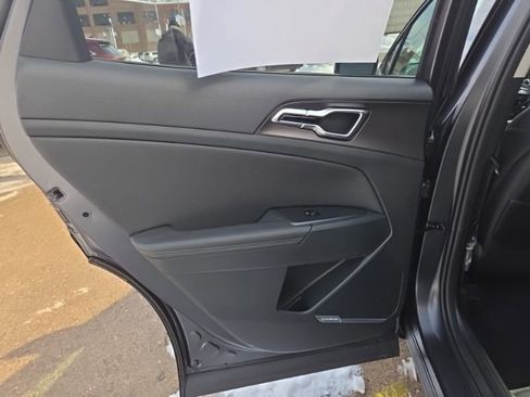 New 2026 Kia Sportage SX image 23