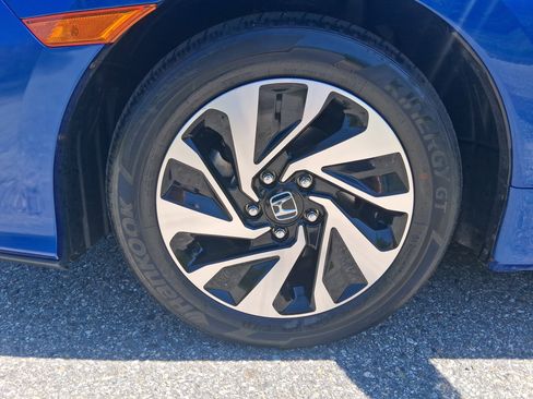 Used 2019 Honda Civic LX image 12