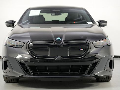 Used 2024 BMW i5 M60 w/ Premium Package image 7