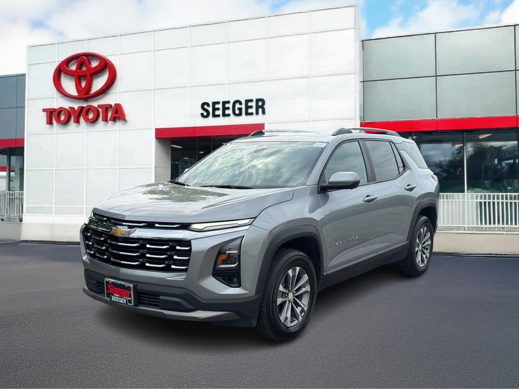 Used 2025 Chevrolet Equinox LT w/ Convenience Package II FWD image 10