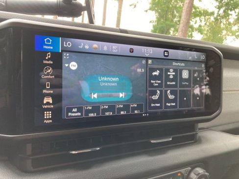 Used 2024 Jeep Wrangler Sport S image 31