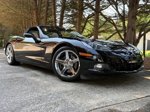 Used 2008 Chevrolet Corvette Coupe w/ Preferred Equipment Group RWD image 26