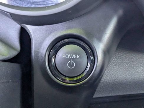 Used 2025 Toyota Sienna XSE w/ XSE Plus Package FWD image 28
