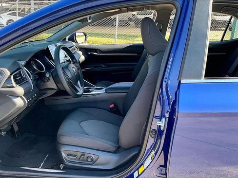 Used 2023 Toyota Camry LE image 8