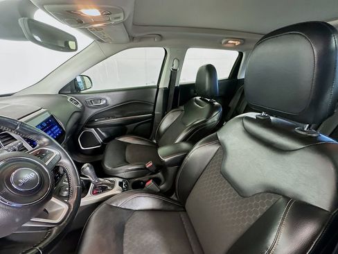 Used 2018 Jeep Compass Latitude w/ Popular Equipment Group image 20