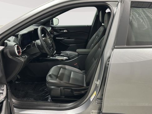 Used 2024 Chevrolet Trax RS w/ Driver Confidence Package image 17