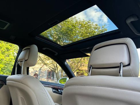 Used 2009 Mercedes-Benz S 550 4MATIC image 38