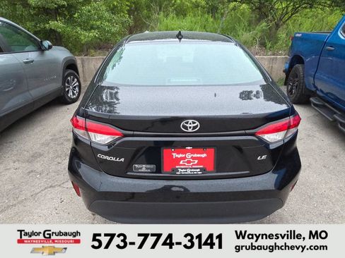 Used 2024 Toyota Corolla LE FWD image 5