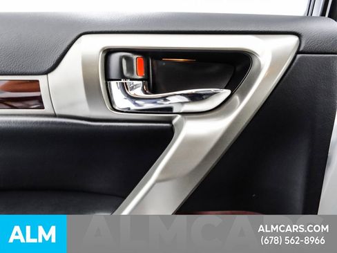 Used 2019 Lexus GX 460 image 58