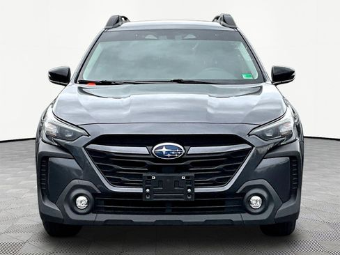 Used 2024 Subaru Outback Premium AWD/4WD image 2