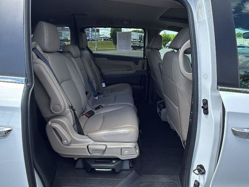 Used 2024 Honda Odyssey EX-L image 18