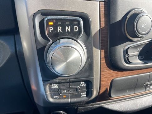 Used 2018 RAM 1500 Laramie w/ Convenience Group image 20