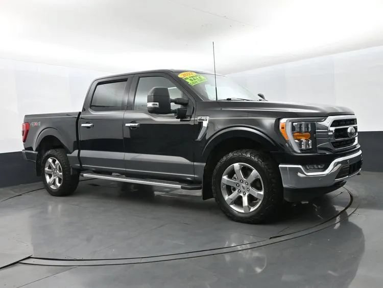 Used 2022 Ford F150 XLT w/ Equipment Group 302A High AWD/4WD image 2