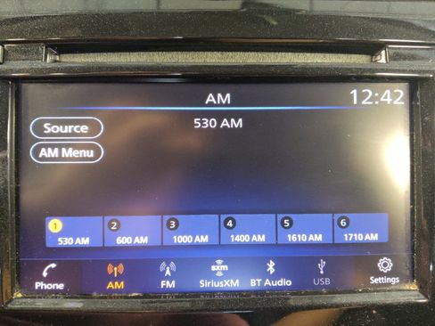 Used 2020 Nissan Rogue SV AWD/4WD image 25