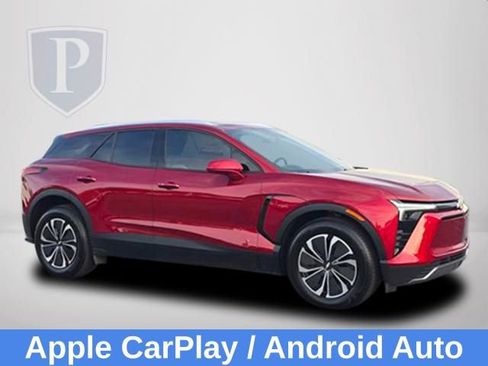 Used 2025 Chevrolet Blazer EV LT image 2