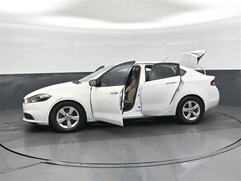 Used 2015 Dodge Dart SXT image 49