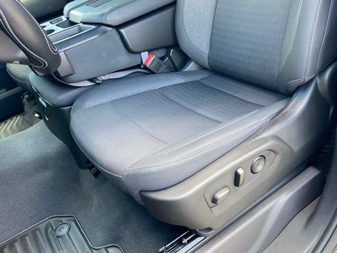 Used 2024 Chevrolet Silverado 2500 Custom w/ Custom Convenience Package AWD/4WD image 22