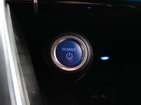 Used 2022 Toyota Venza Limited w/ Advanced Technology Package image 22