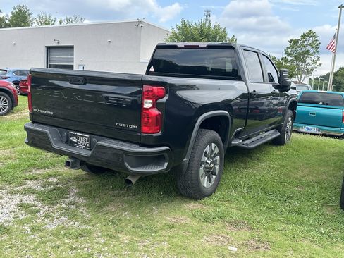 Used 2024 Chevrolet Silverado 2500 Custom w/ Custom Value Package AWD/4WD image 5