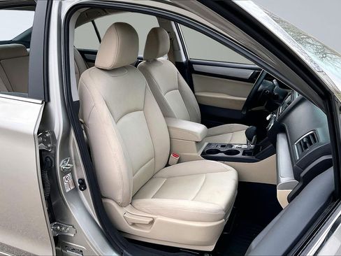 Used 2016 Subaru Legacy 2.5i image 7